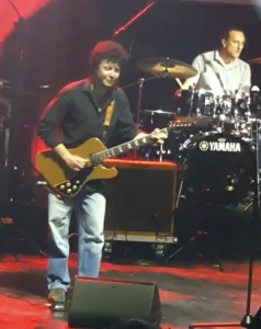 Gitarristen i Kamen Katsata Band, Mike Bloofield look-a-like Foto Bo Majling